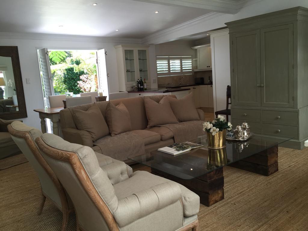 The White Manor Bed and Breakfast Kaapstad Kamer foto
